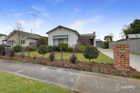 Property photo of 17 Finlayson Crescent Traralgon VIC 3844