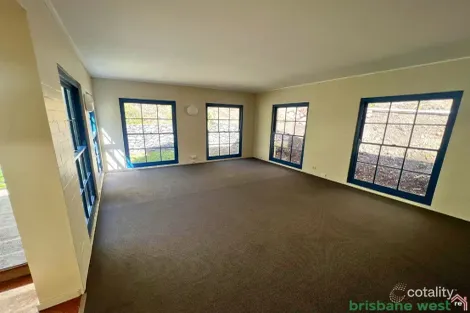 Property photo of 5 Yarawa Street Kenmore QLD 4069