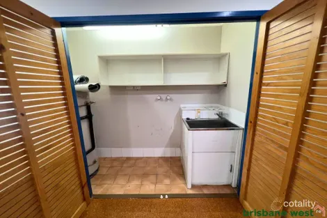 Property photo of 5 Yarawa Street Kenmore QLD 4069