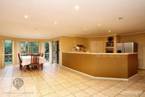 Property photo of 19 Birkenhead Crescent Forest Lake QLD 4078