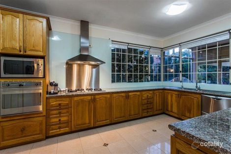 Property photo of 4 Pearce Ridge Winthrop WA 6150