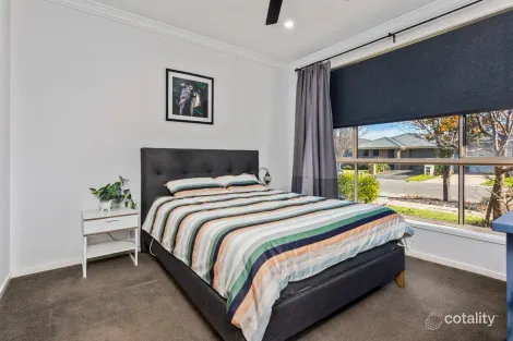 Property photo of 8 Burke Circuit Eyre SA 5121