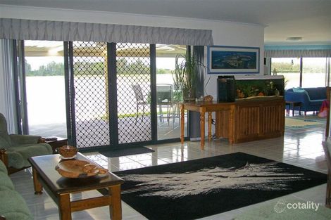 Property photo of 27 Taine Court Yamba NSW 2464