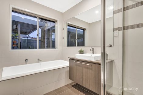 Property photo of 62 Wattletree Street Craigieburn VIC 3064