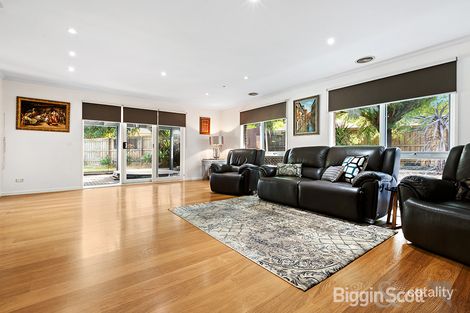 Property photo of 10 Tyntynder Close Berwick VIC 3806