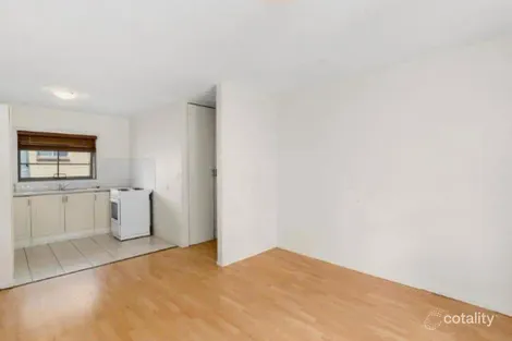 Property photo of 5/6 Nyrang Avenue Palm Beach QLD 4221