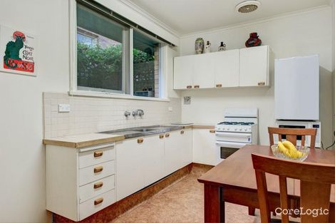 Property photo of 2/40 Chaucer Crescent Canterbury VIC 3126