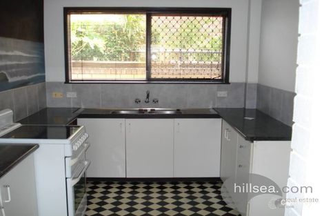 Property photo of 2/278 Marine Parade Labrador QLD 4215