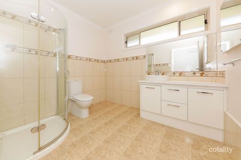Property photo of 3 Holroyd Court Blackburn South VIC 3130