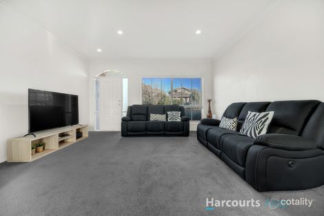 Property photo of 33 Albrecht Avenue Berwick VIC 3806
