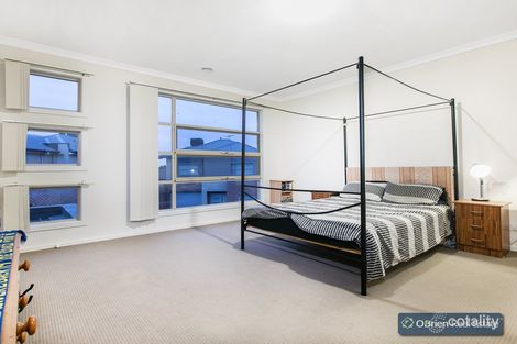 Property photo of 3/16-20 Honeysuckle Close Pakenham VIC 3810