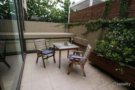 Property photo of 2/2 Mercer Road Armadale VIC 3143