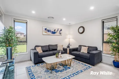 Property photo of 5 Corallee Crescent Marsden Park NSW 2765