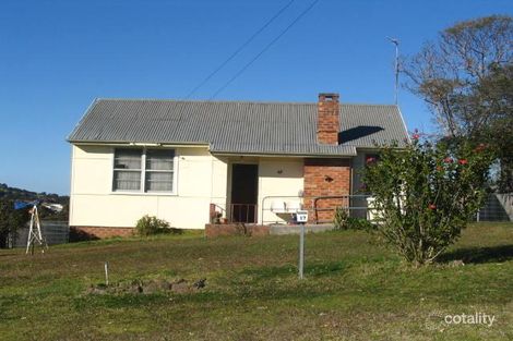 17 Lindsay St, Unanderra, NSW 2526