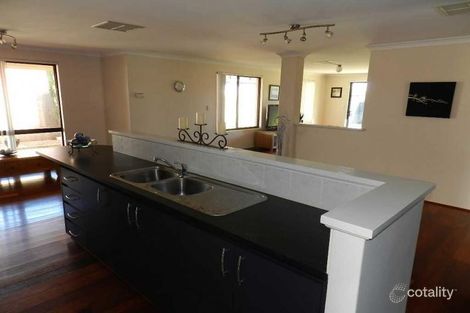 Property photo of 27 Chatsworth Drive Hocking WA 6065