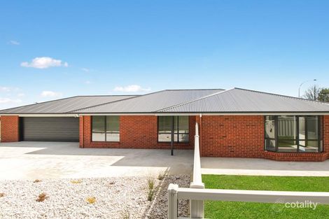 2/2 Robert St, Latrobe, TAS 7307