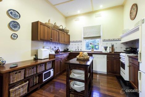 Property photo of 37 Robinson Street Nedlands WA 6009