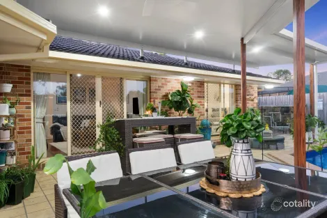 Property photo of 3 Elbe Place Meadowbrook QLD 4131
