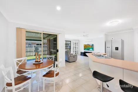 Property photo of 14 Regent Court Thabeban QLD 4670