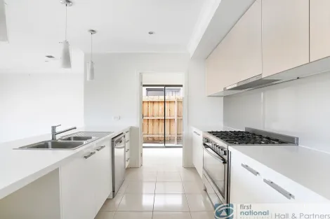 Property photo of 38 Linden Drive Keysborough VIC 3173