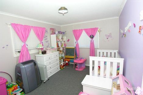 Property photo of 43 Cunningham Road Killarney Vale NSW 2261
