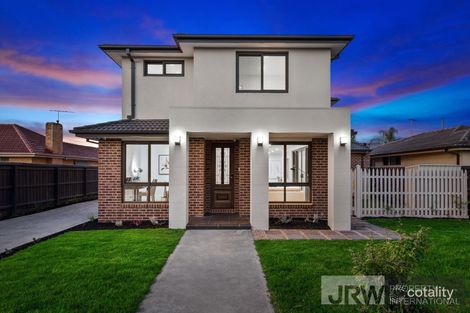 Property photo of 1/15 Kurrajong Avenue Glen Waverley VIC 3150