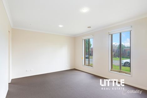 Property photo of 15 St Mellion Court Cranbourne VIC 3977