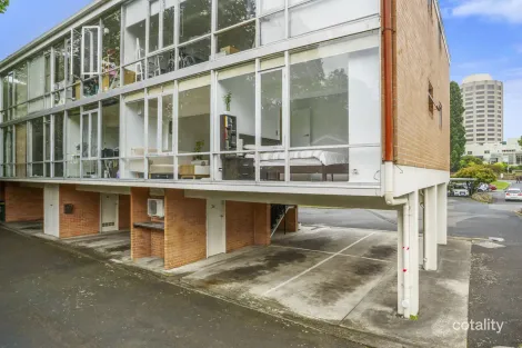 2/1 Plimsoll Pl, Sandy Bay, TAS 7005