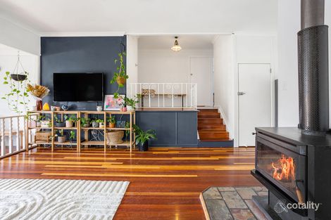 9 James St, East Ipswich, QLD 4305