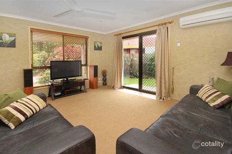 Property photo of 5 Kite Place Parrearra QLD 4575
