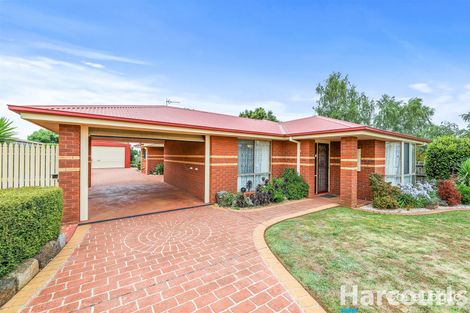 Property photo of 25 Outlook Drive Drouin VIC 3818