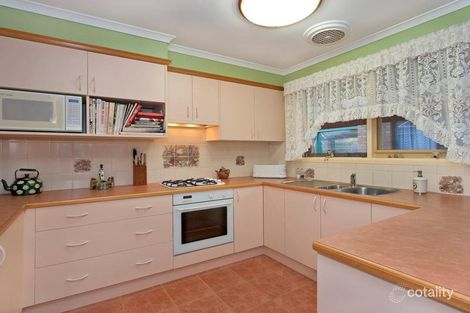 Property photo of 13 Kaisman Square Wantirna VIC 3152