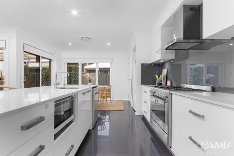Property photo of 3 Baden Close Kahibah NSW 2290