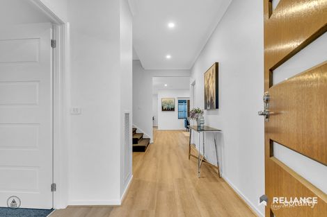 Property photo of 43 Pilatus Crescent Point Cook VIC 3030