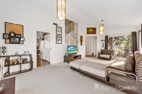 Property photo of 15 Lavender Place Hoppers Crossing VIC 3029