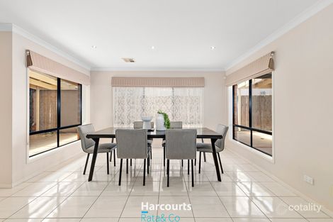 Property photo of 2 Billabong Circuit Epping VIC 3076