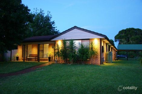 Property photo of 28 Bowerbird Crescent St Clair NSW 2759