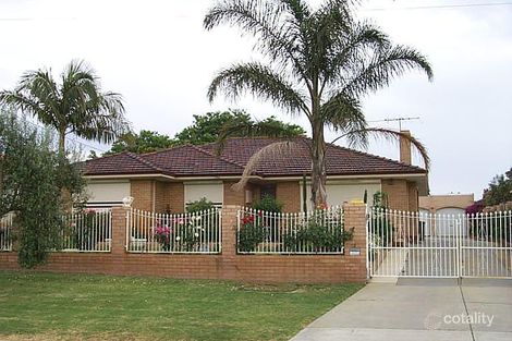 22 Westfield Rd, Kelmscott, WA 6111