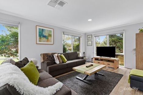 Property photo of 6 Day Crescent Bayswater North VIC 3153