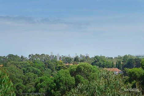 Property photo of 11 Lookout Rise Macleod VIC 3085