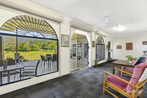 Property photo of 11 Marigold Close Mooroobool QLD 4870