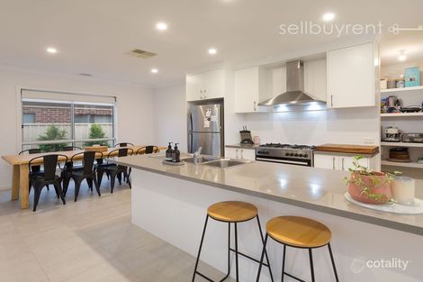 Property photo of 40 Ruthven Circuit Wodonga VIC 3690