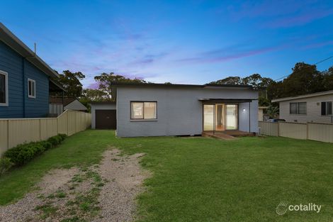 36 Fourth Ave, Toukley, NSW 2263