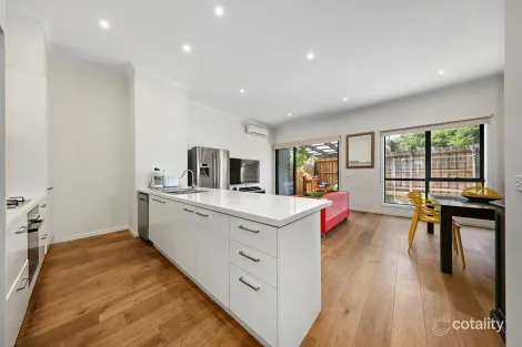 Property photo of 12/32 Adrian Street Chadstone VIC 3148