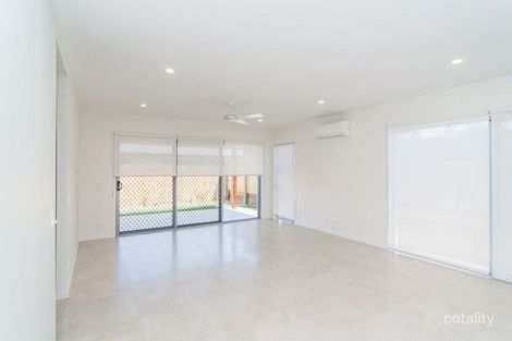 Property photo of 30 Ellabay Crescent Redland Bay QLD 4165