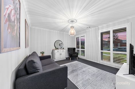 Property photo of 98 Grandvue Boulevard Pakenham VIC 3810