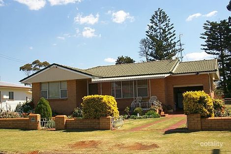 27 Merritt St, Harristown, QLD 4350