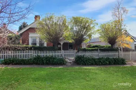 Property photo of 227 Bentinck Street Bathurst NSW 2795