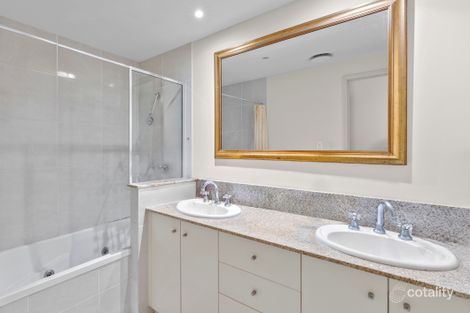 Property photo of 1717/2-10 Greenslopes Street Cairns North QLD 4870