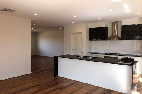 12 Highbury Rd, Werribee, VIC 3030